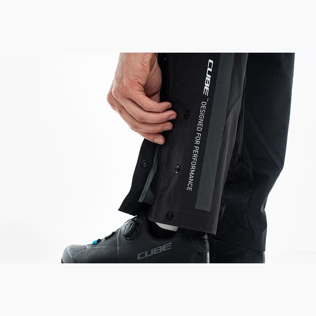 CUBE Blackline sadehousut